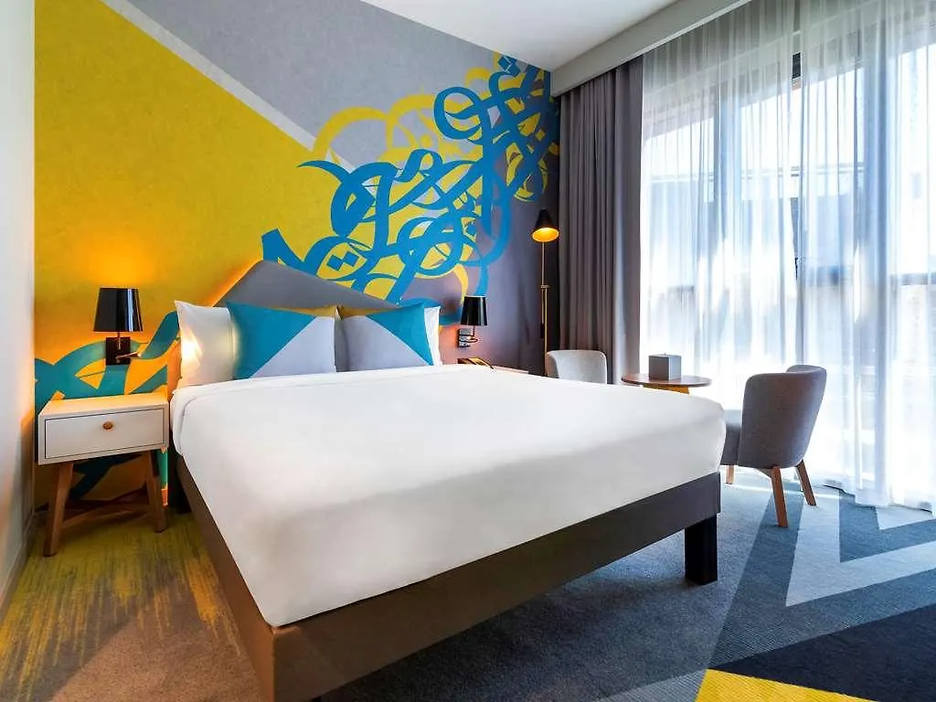 Ibis Styles Dubai Deira Hotel 0*,